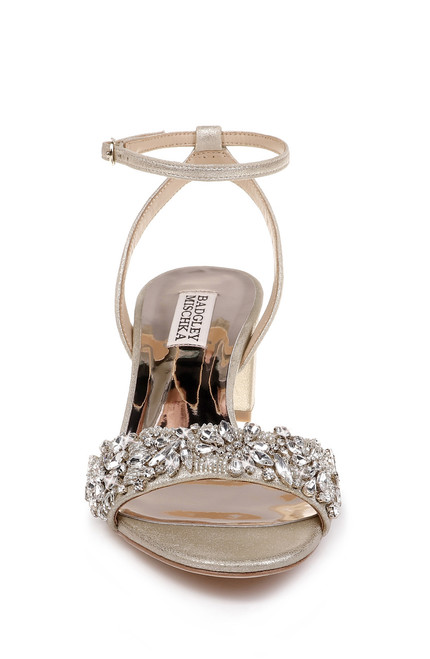 badgley mischka ivanna ankle strap sandal