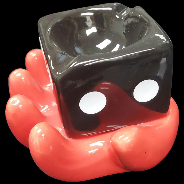 Ceramic Ashtray Dice in Hand Design - Display of 6 - HS Wholesale