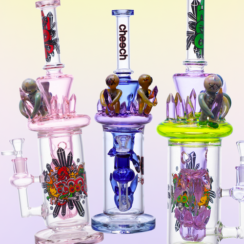 Cheech Glass - 15.5" Little Alien Guard Water Pipe - with 14M Bowl (MSRP $150.00)