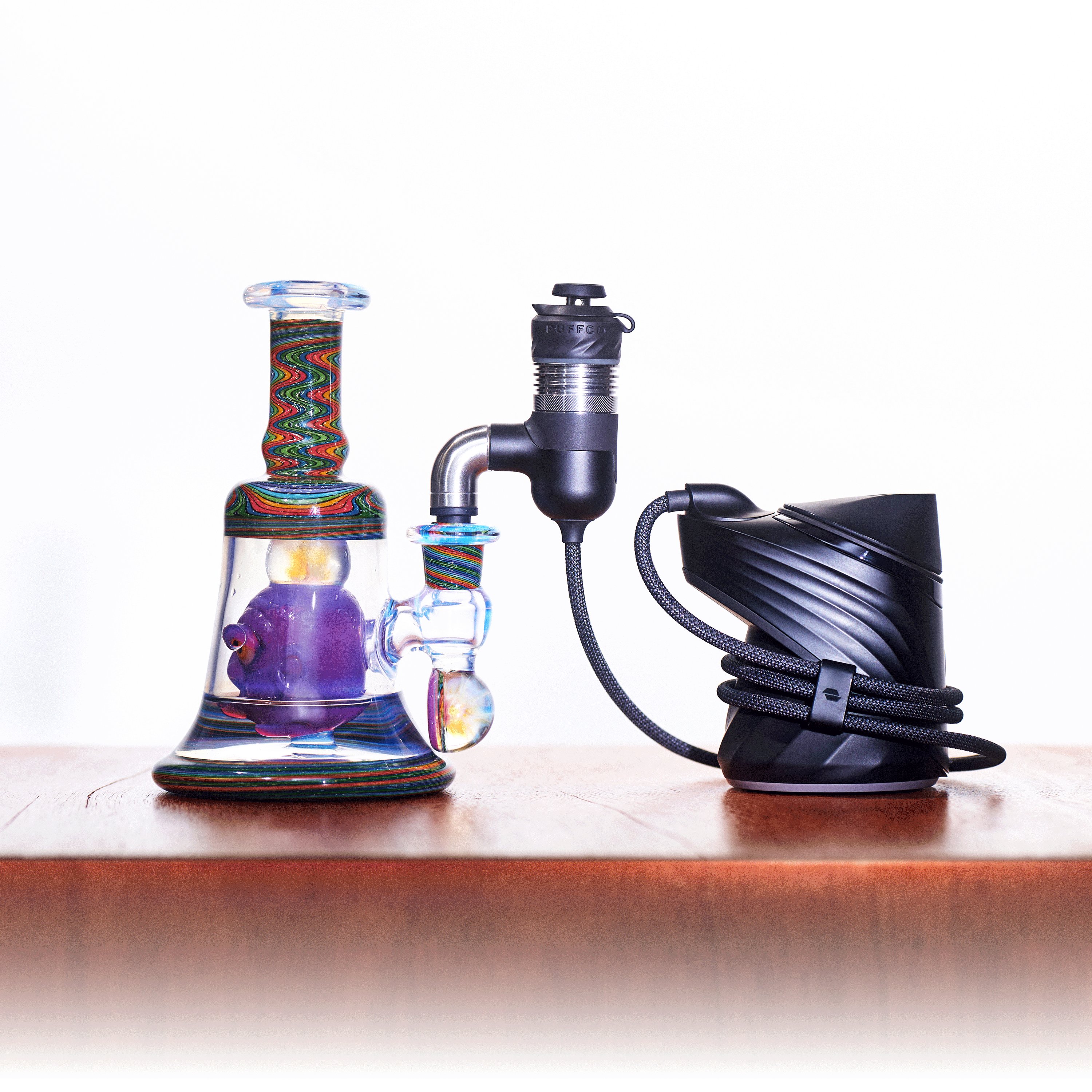 puffco-peak-pro-link-glass-rig-carousel-3000x3000.gif