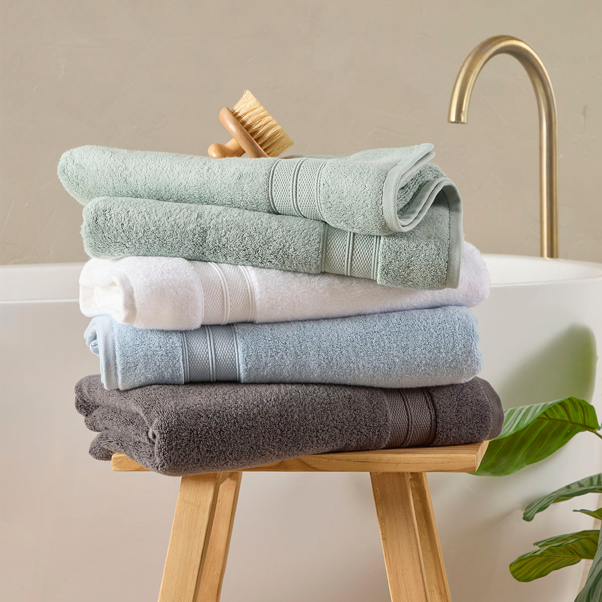 Hudson Deluxe Cotton Modal Towel Range Pillow Talk