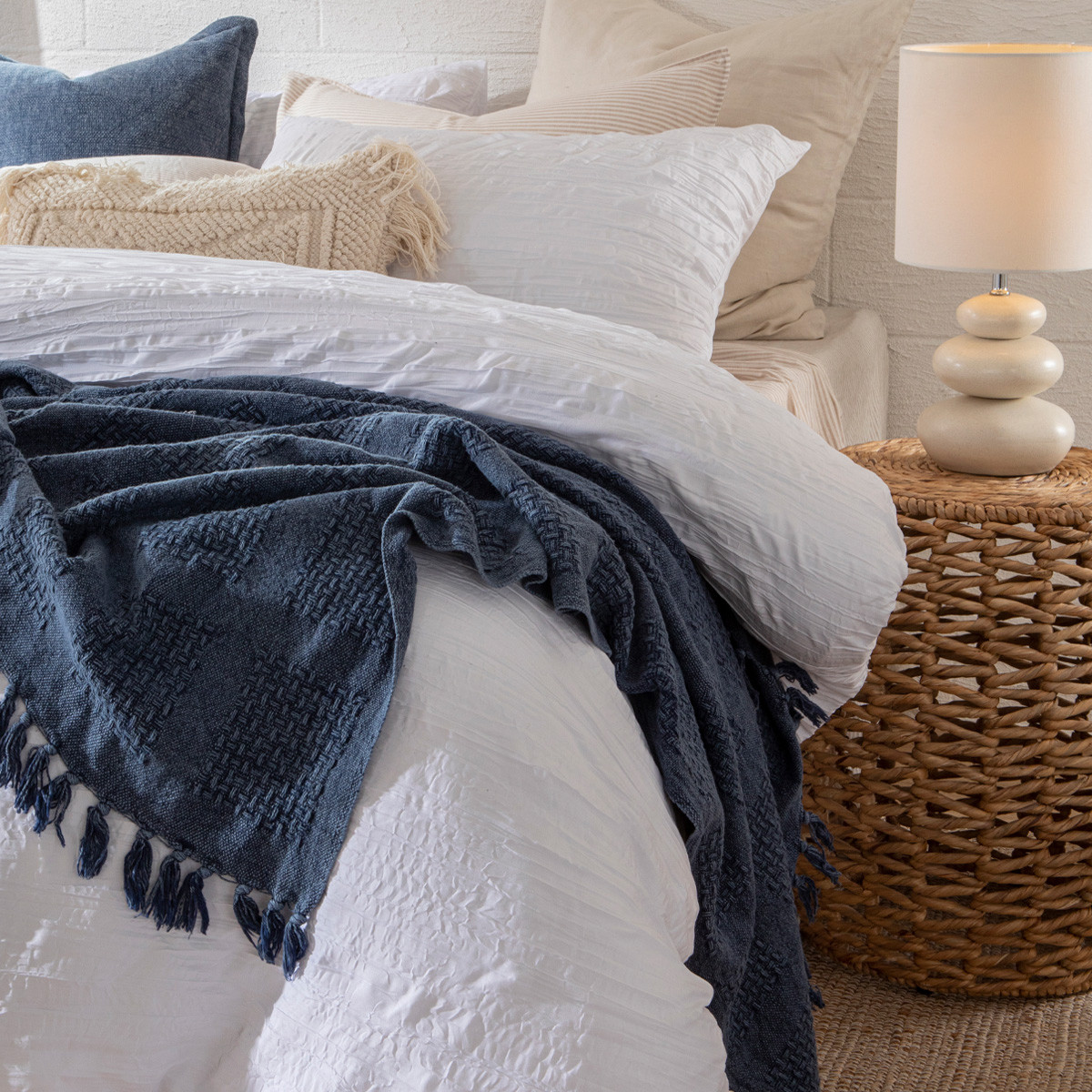 Greta White Quilt Cover Set [ESSBGRETA18C] Pillow Talk