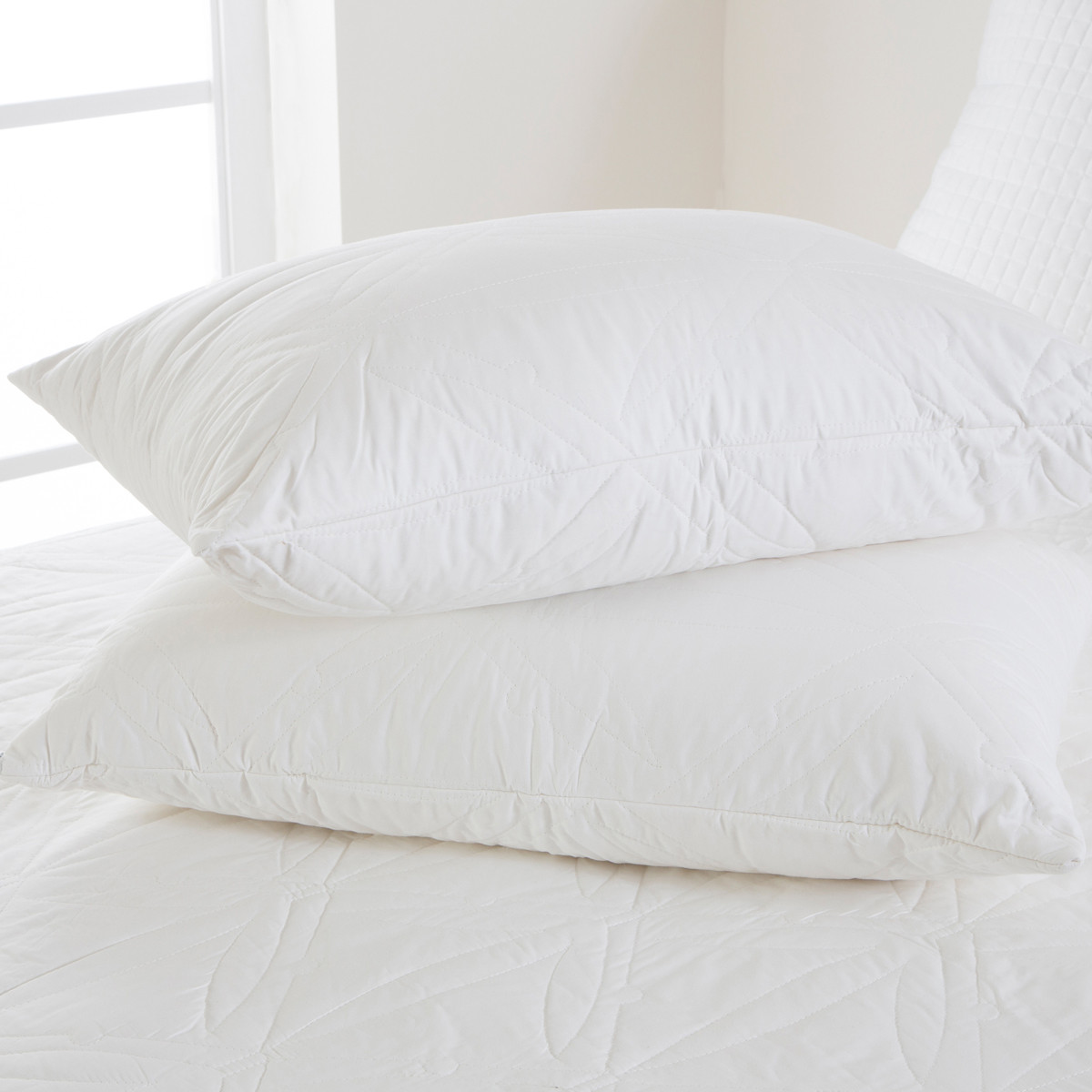 Eco Living Bamboo Standard Pillow Protector [HILBELBPI15] Pillow Talk