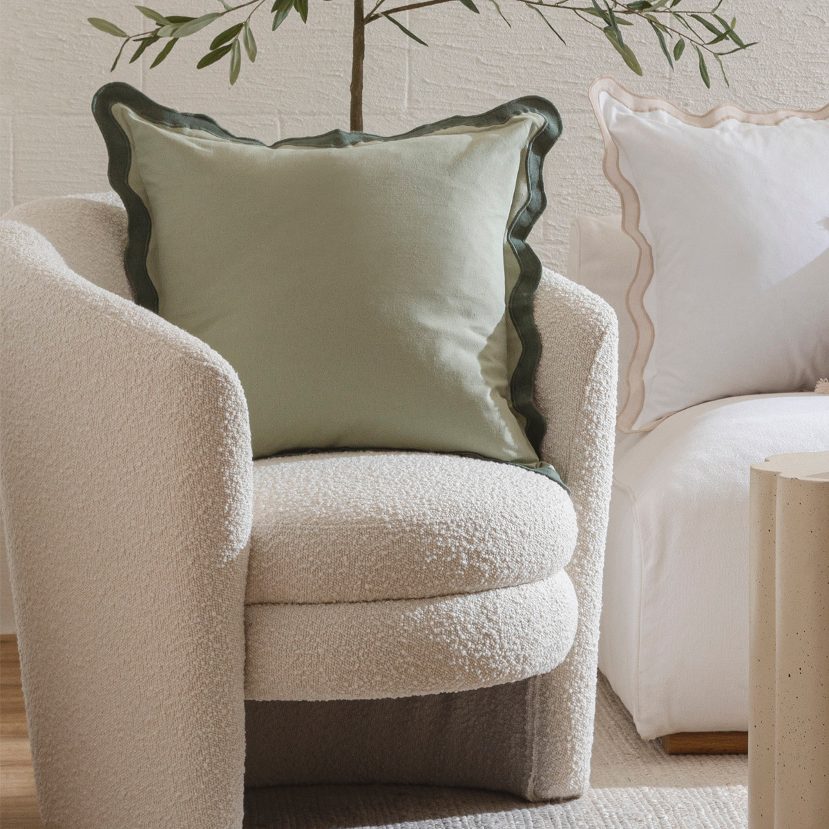 Maya Scalloped Cushion [HABLMAYSC23] Pillow Talk