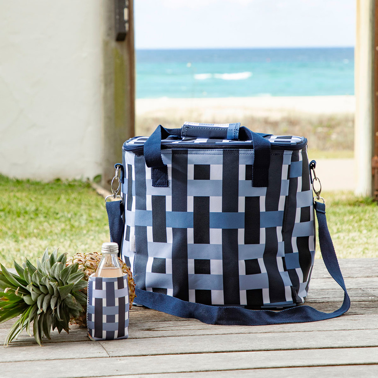 Sustainable Grocery Cooler Bag | Insulated Eco-Friendly Washable | Out of  the Woods