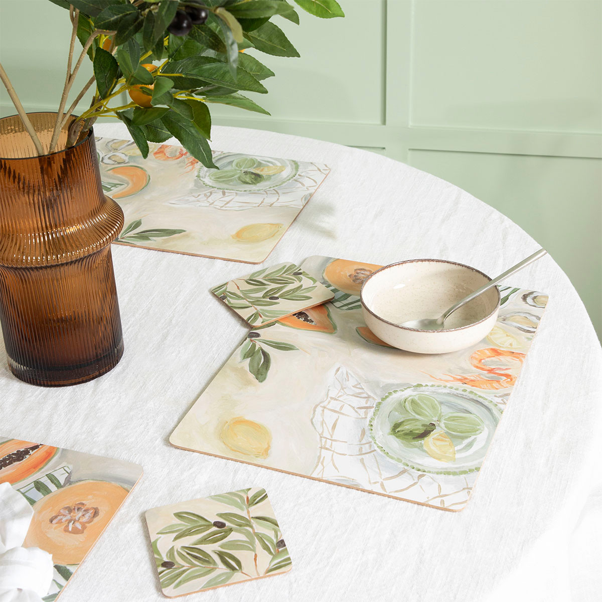 Ophelia Picnic Table Setting Range Pillow Talk