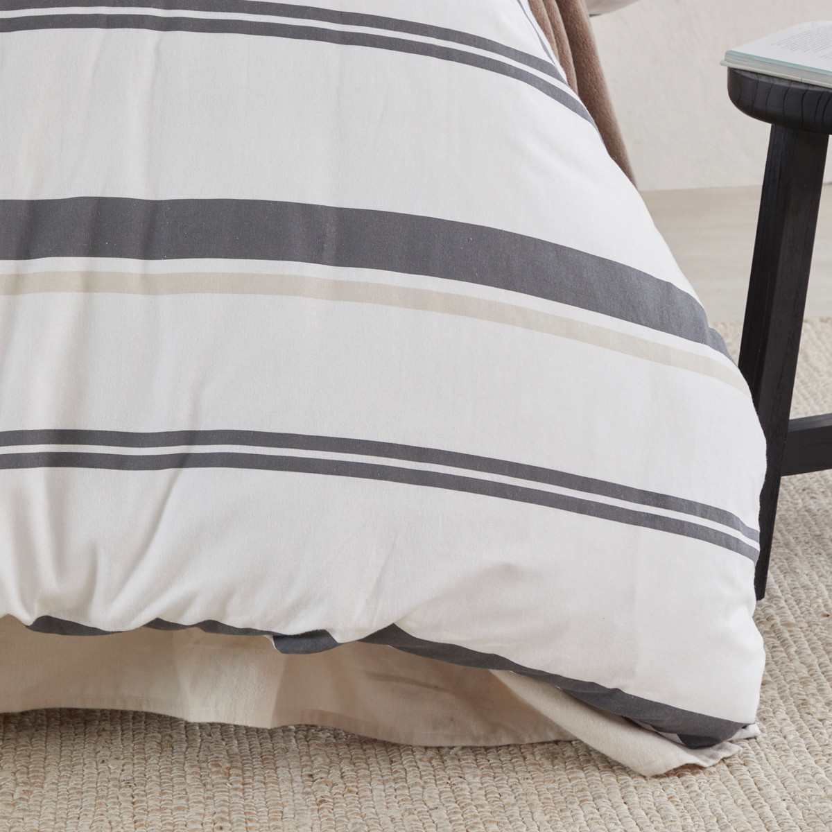 Theo Cotton Flannelette Quilt Cover Set [HABBTHFLQC24] Pillow Talk