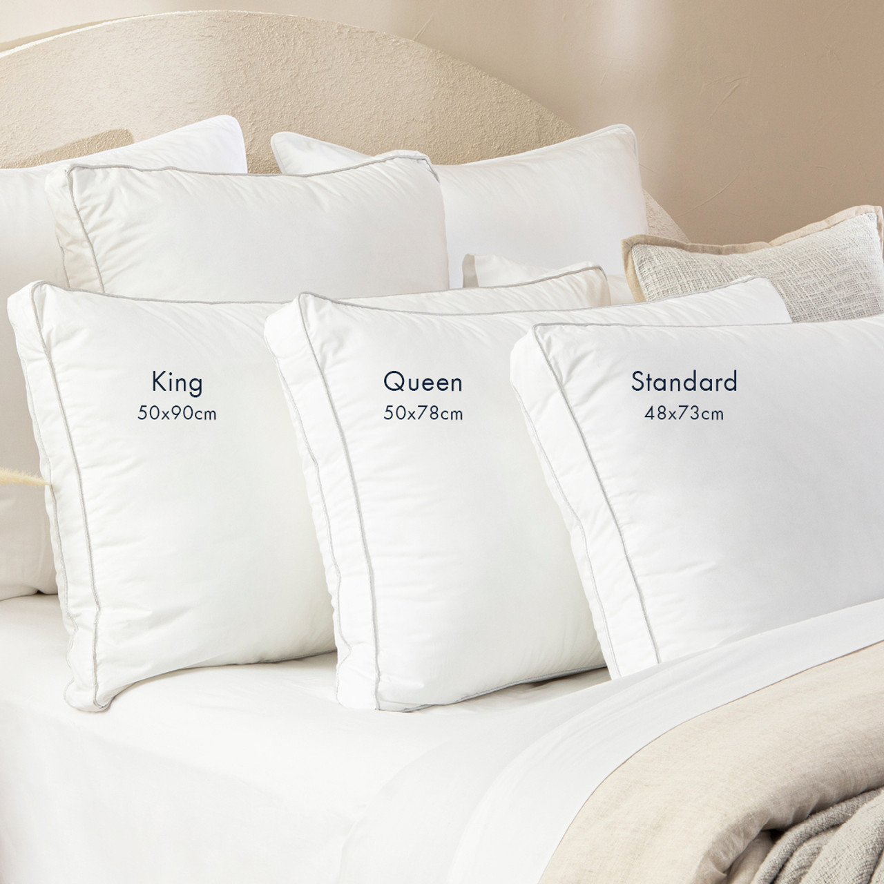 Hotel Pillow, Luxury hotel quality, Kingsize 50x90cm