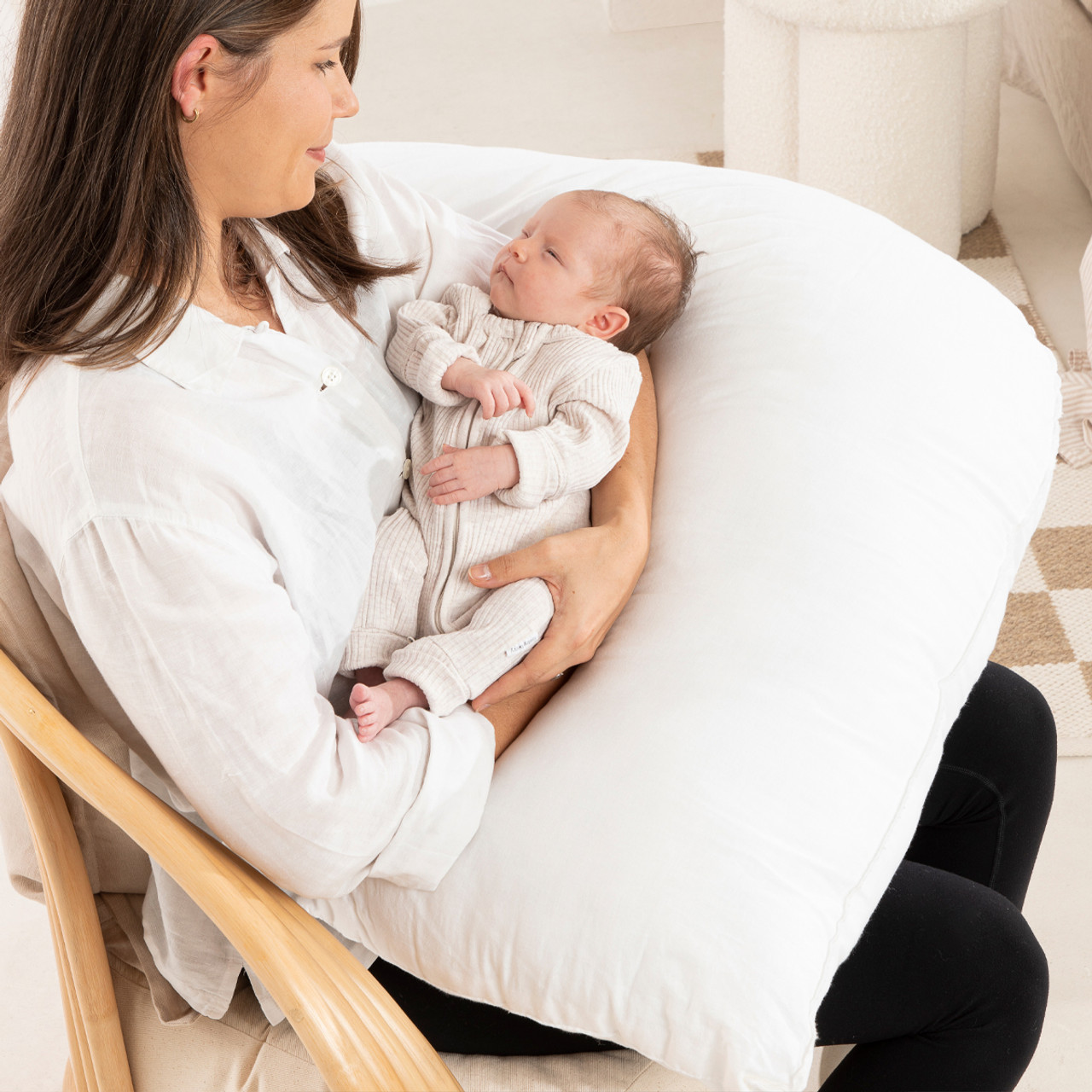 V shaped shop breastfeeding pillow