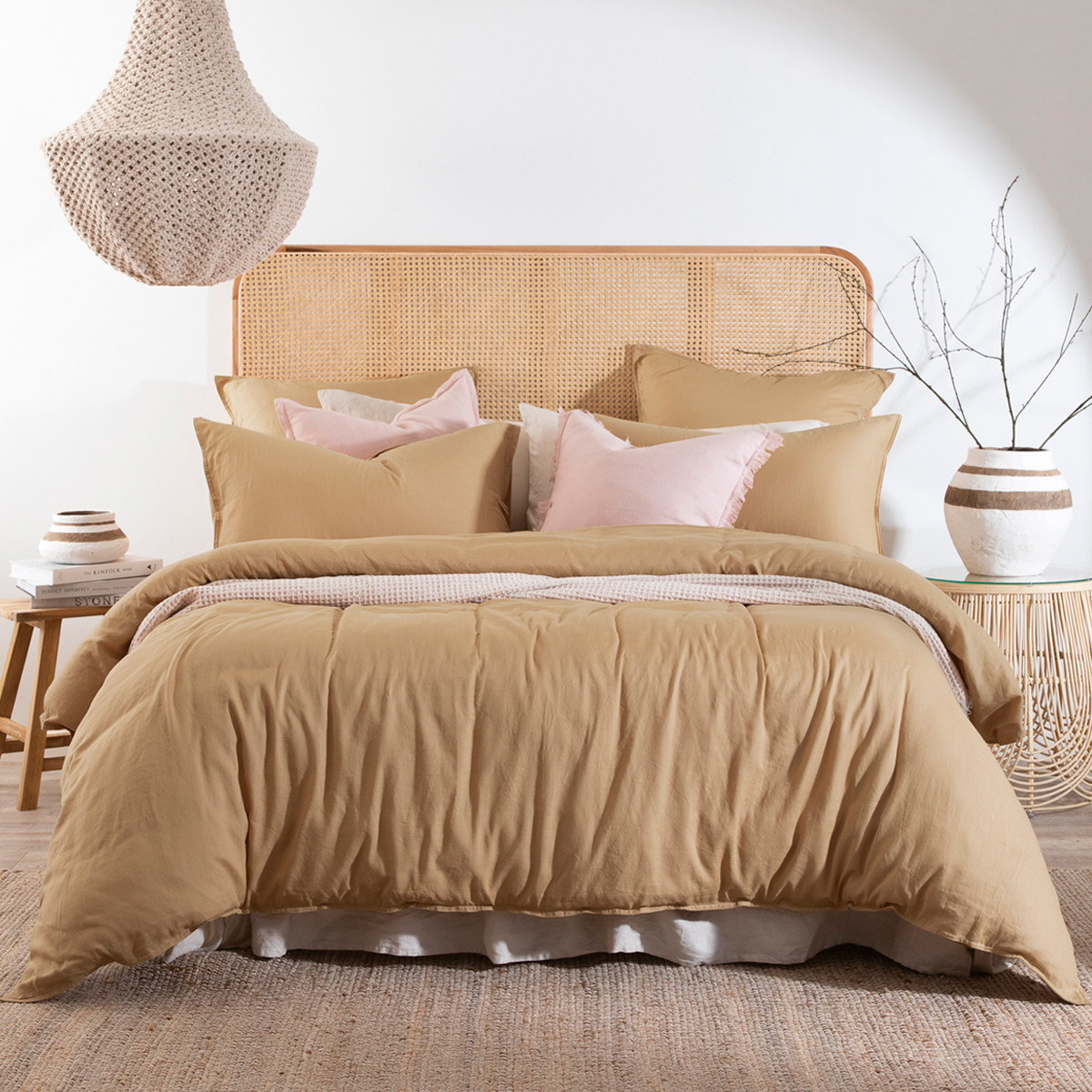 light brown quilt