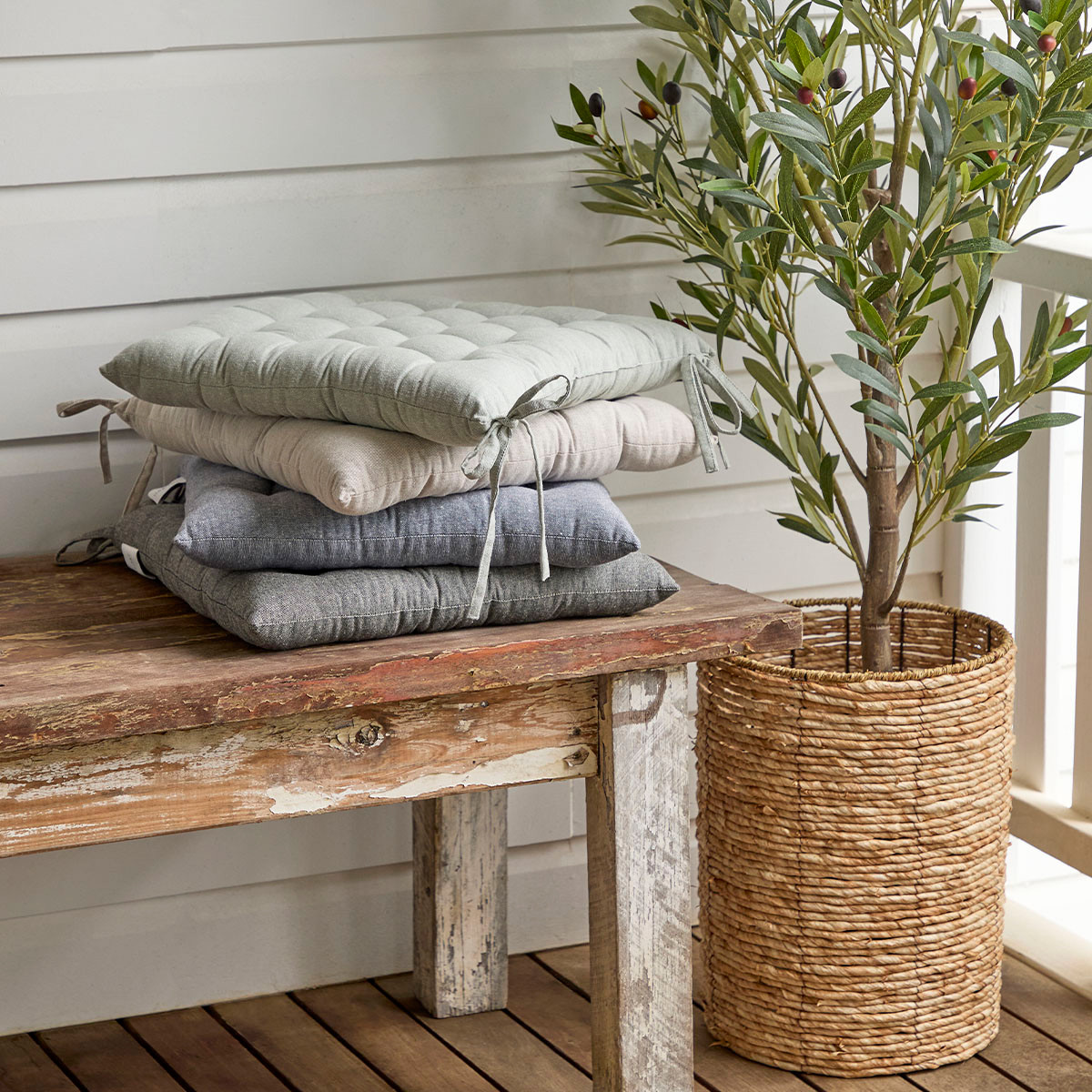 Carter Outdoor Chair Pad Pillow Talk