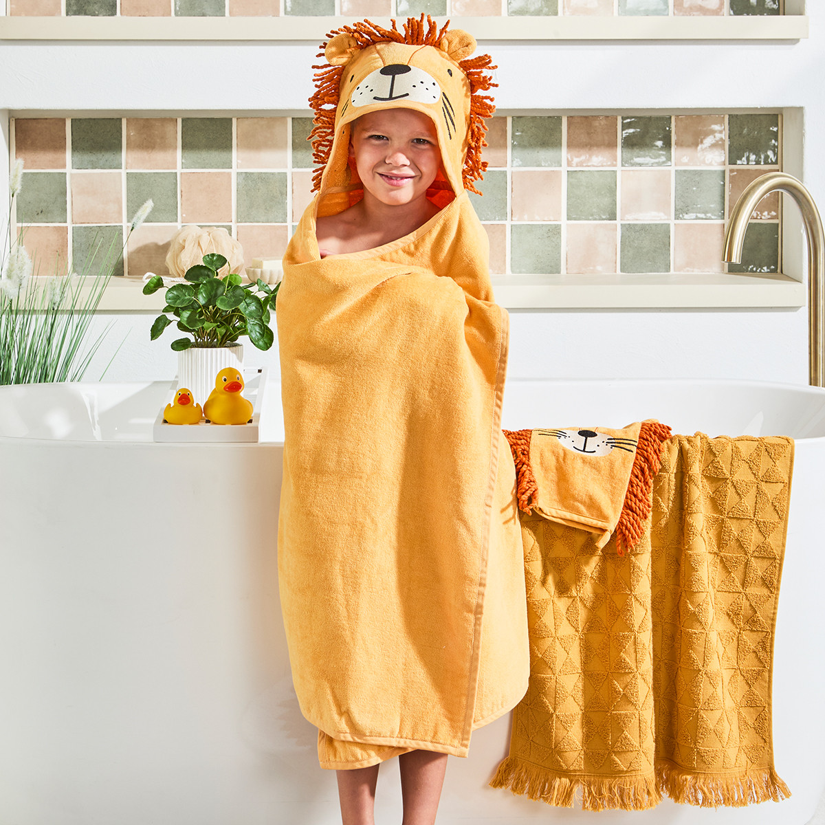 Kids Lion Hooded Towel Pillow Talk