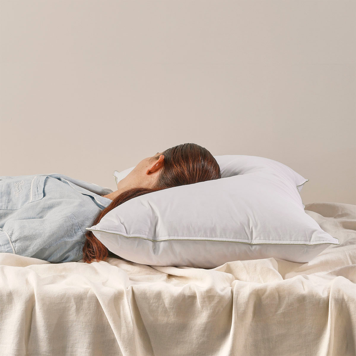 30% Duck Down Pillows - King (50cm x 90cm) main image 1