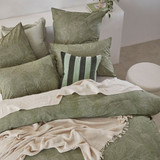 Akia Green Quilt Cover Set [ESSBAKIAQC24A]