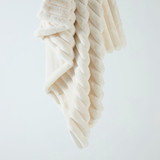 Copenhagen Faux Fur Extra Large Throw [MUSLCOPENH25]