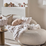 Prague Faux Fur Throw [MUSSPRAGUT24A]