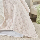 Maeve Faux Fur Coverlet Set [HABBCVMAE26]