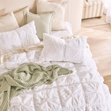 Carrie Quilted Comforter Set [HABBCARRIE26]