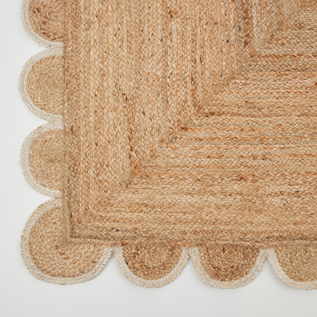 Talk It Out Rug Aria Scalloped Jute Floor Rug - Pillow Talk