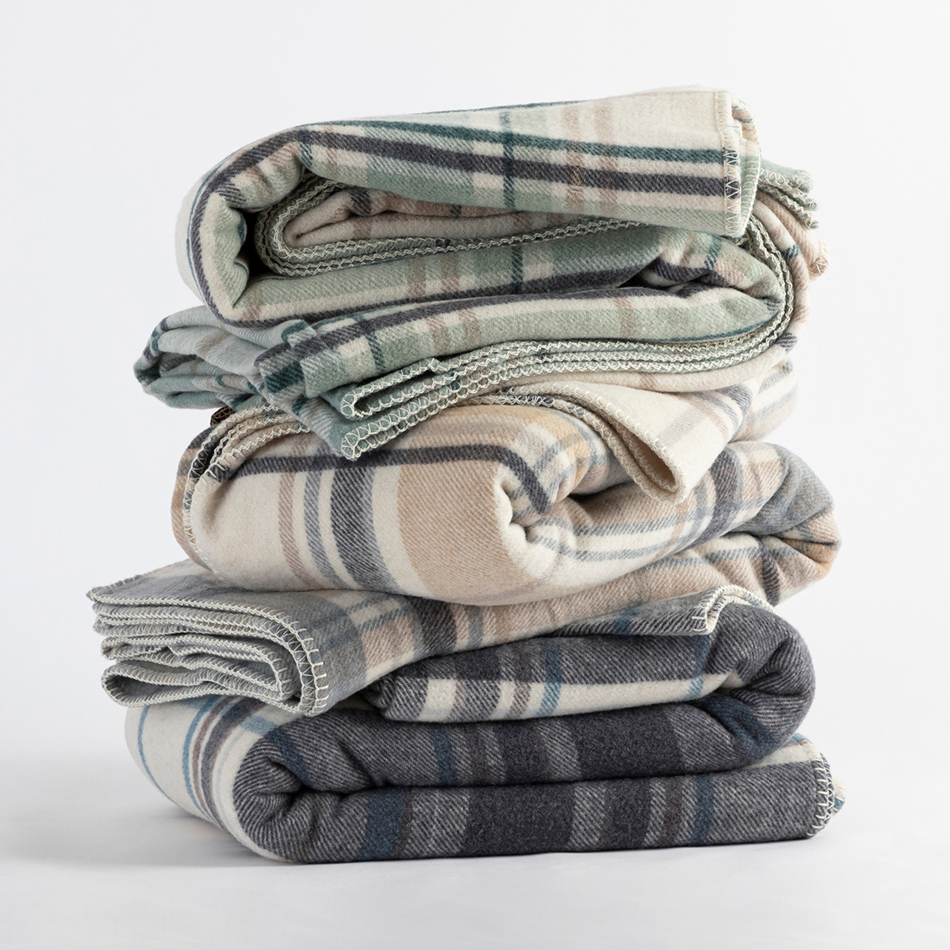 Check 375gsm Australian Wool Blanket Pillow Talk