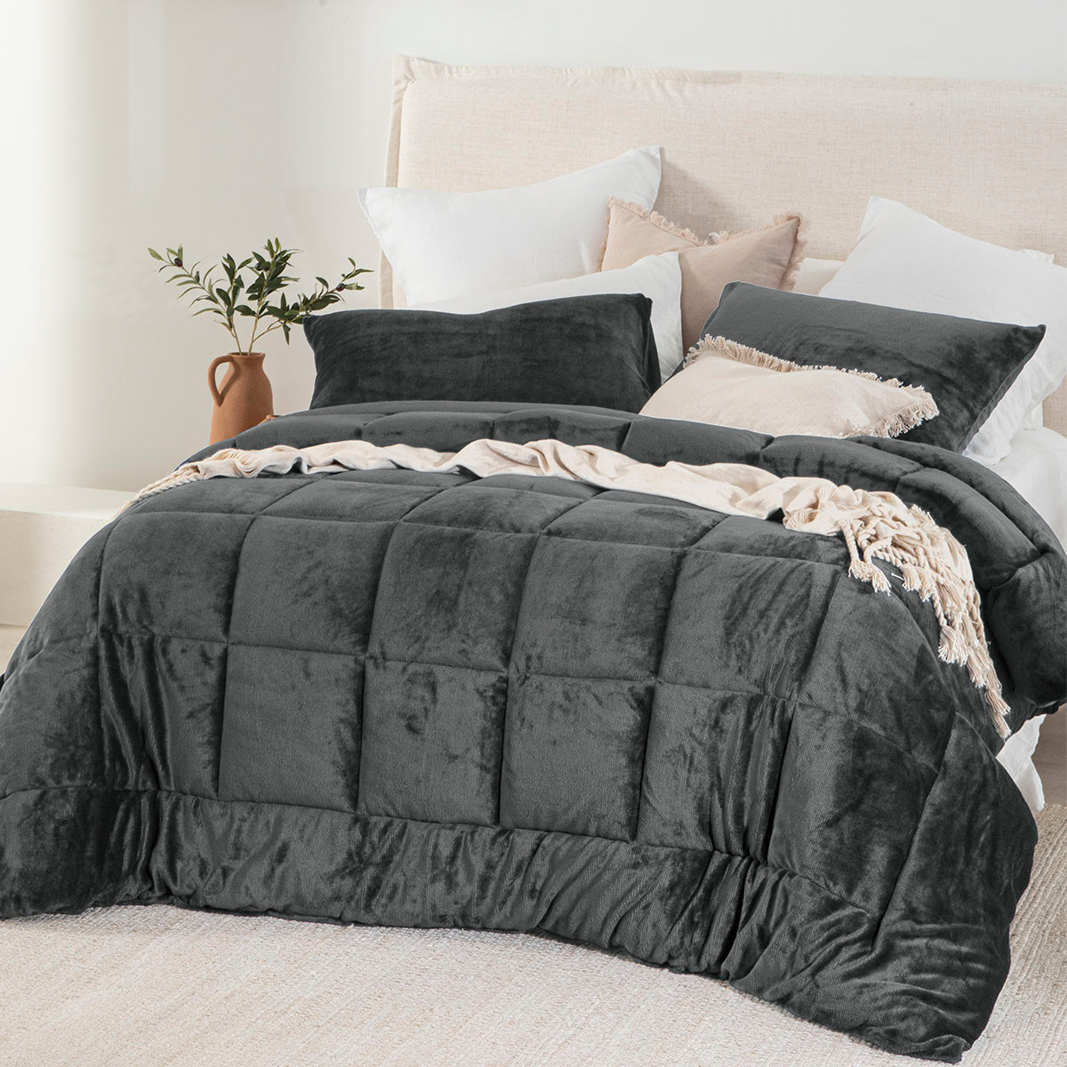 Charcoal Textured Double Bed Comforter