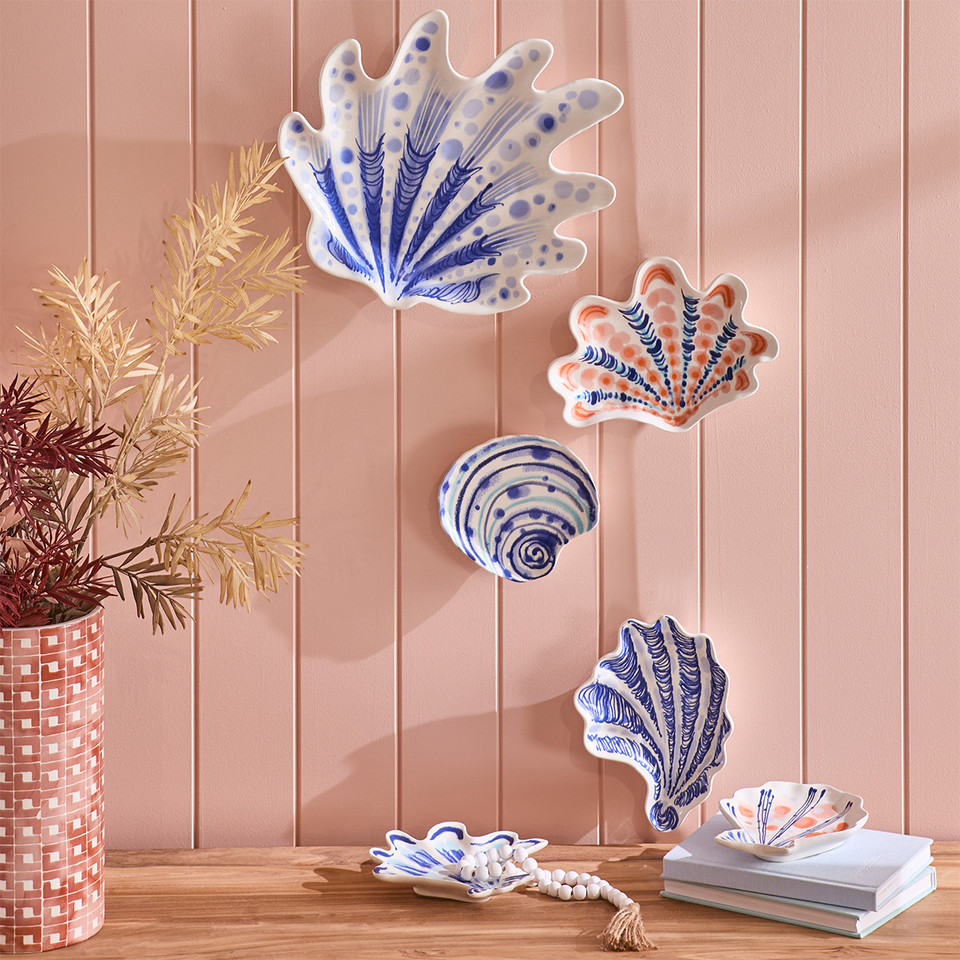 Cora Shell Plate / Wall Hanging - Pillow Talk