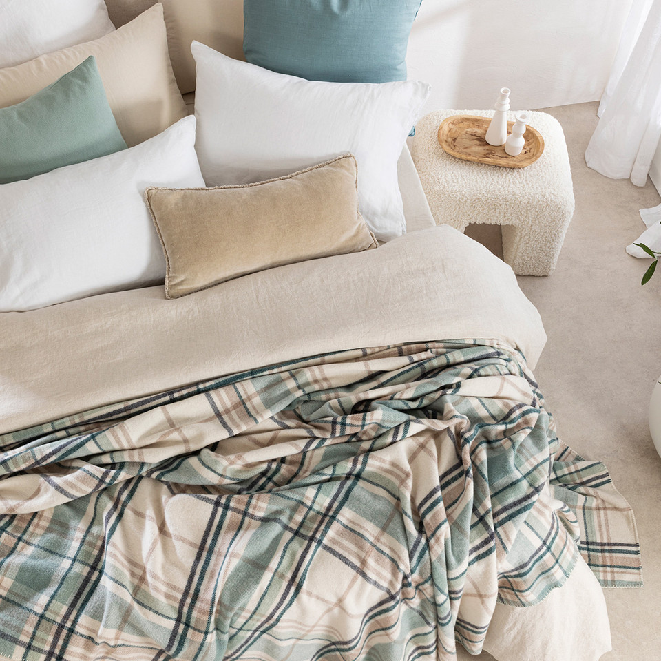 Check 375gsm Australian Wool Blanket Pillow Talk