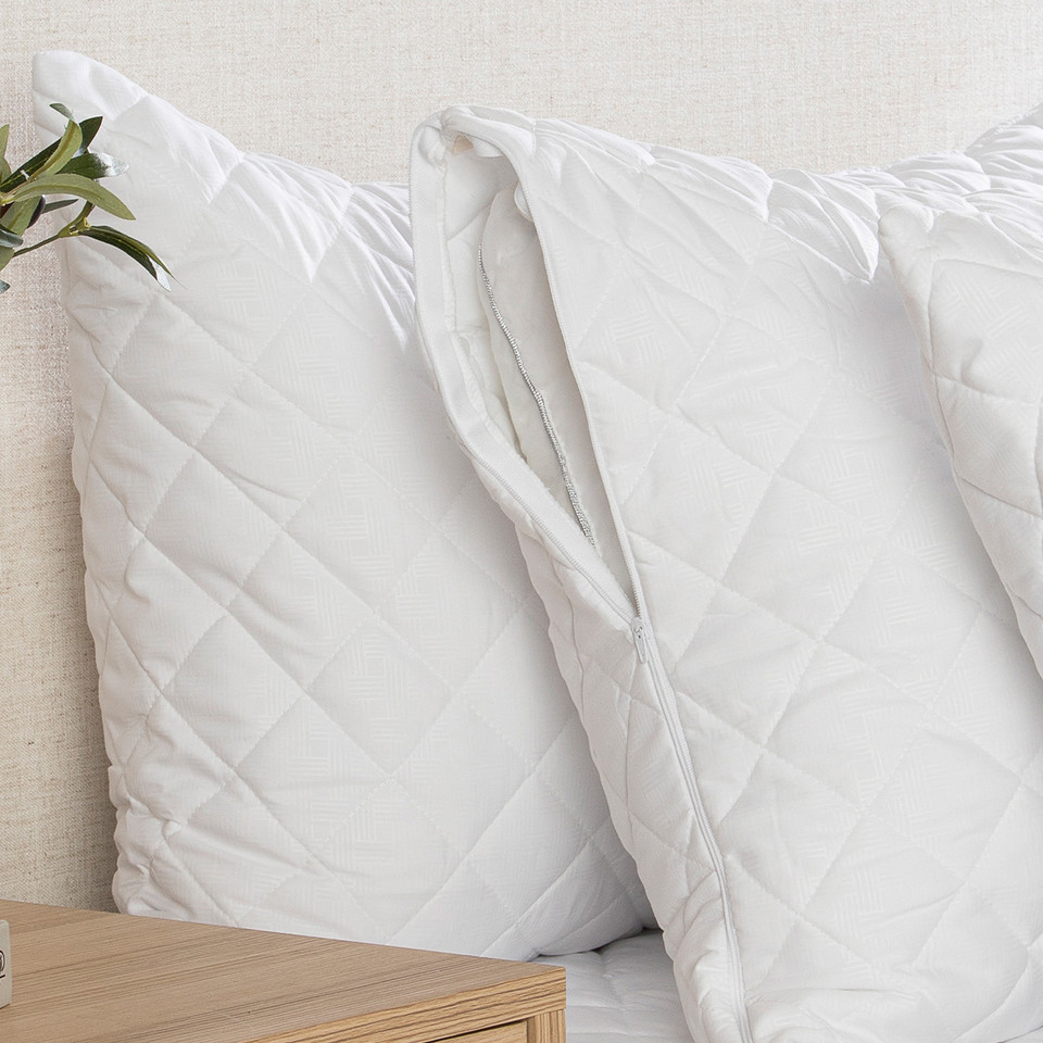 Comfort Science So Soft Queen Pillow Protector Pillow Talk