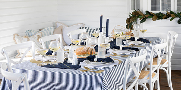 Coastal Christmas table setting