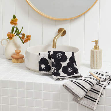 Bathroom Clearance  Bath Towels & Bathroom Accessories - Pillow Talk