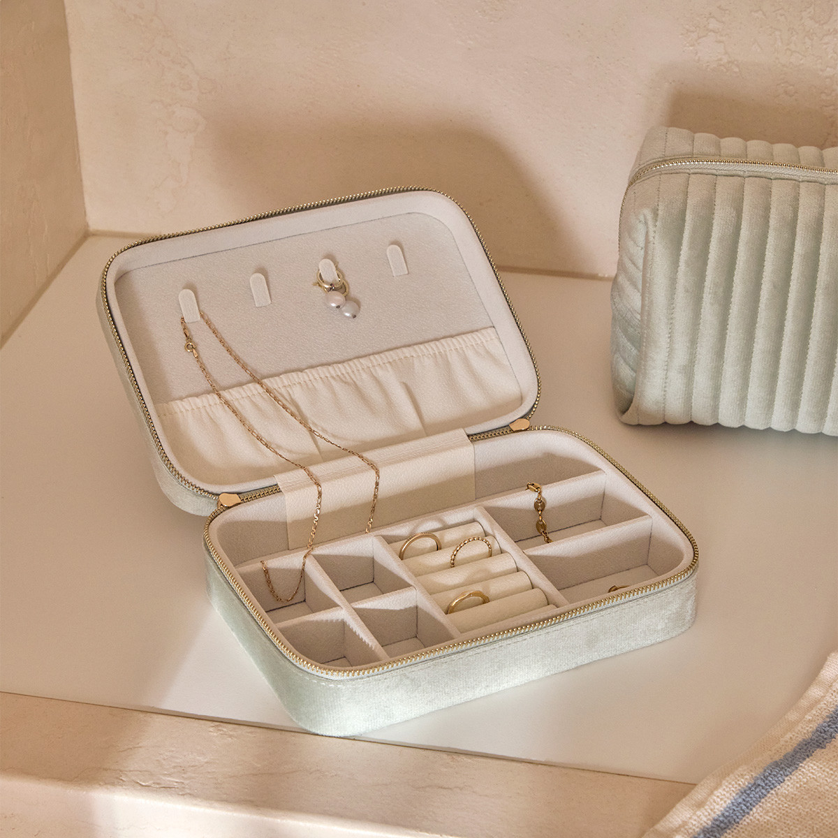 Lila Velvet Jewellery Box