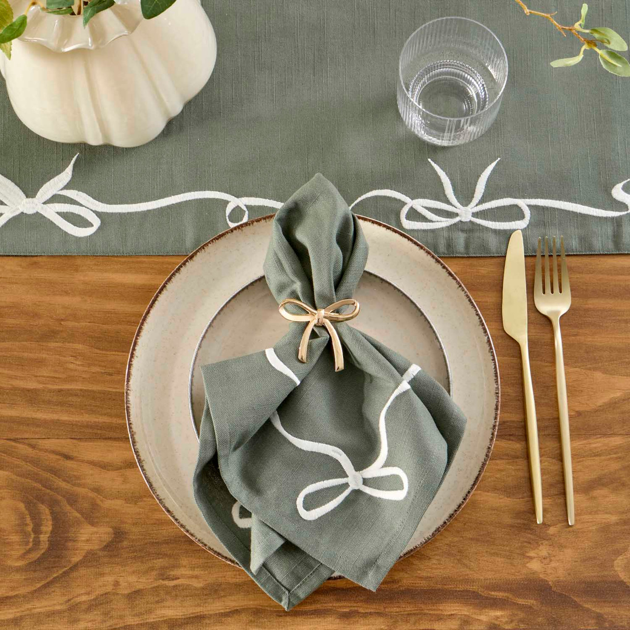Aubrey Dark Green Bow Embroidered Napkin Set of 4