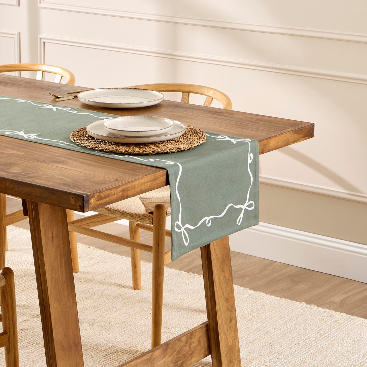 Aubrey Dark Green Bow Embroidered Table Runner