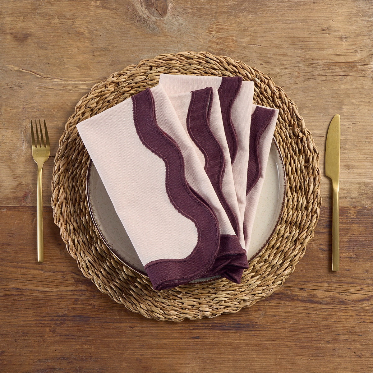 Maya Berry Brown Scalloped Napkin