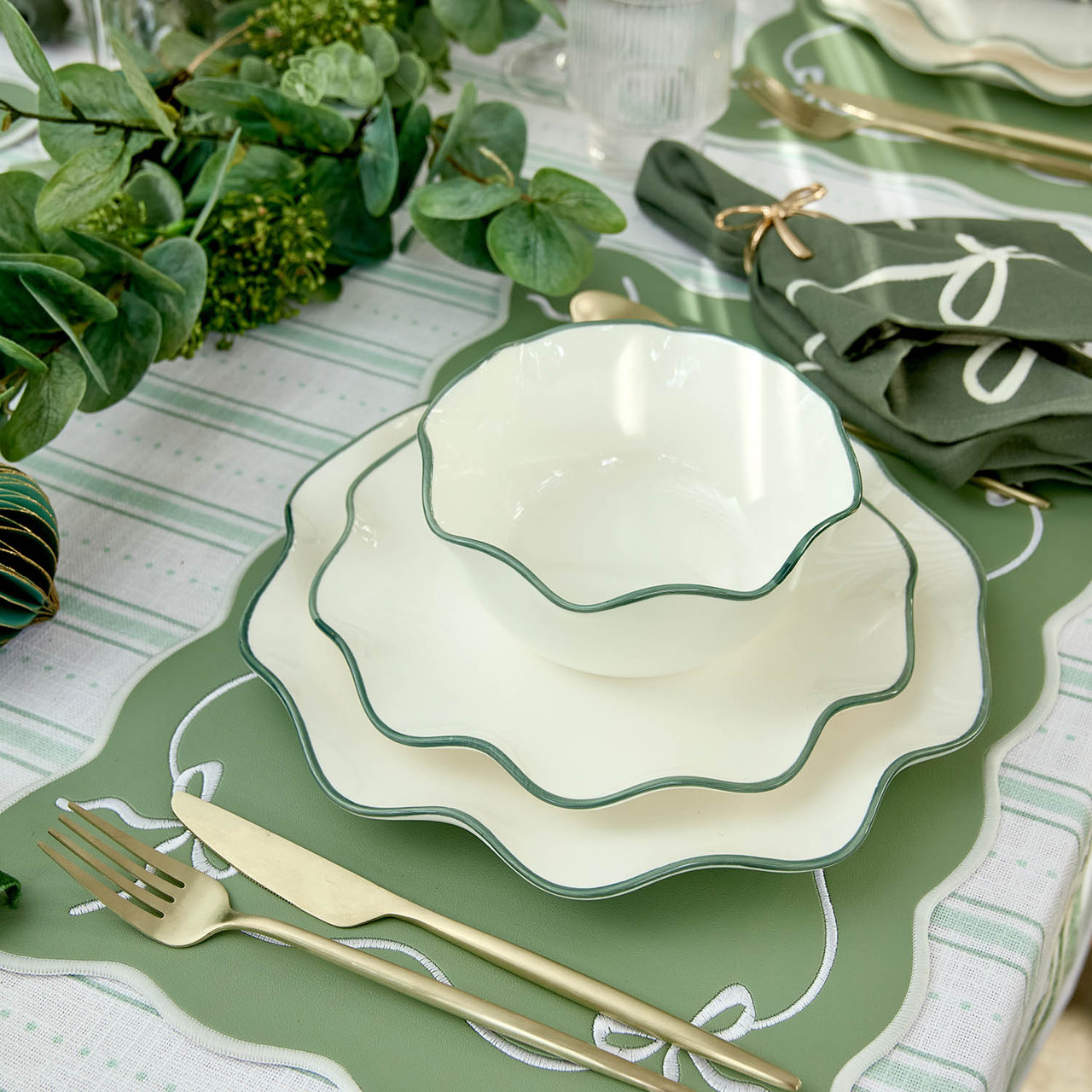 Taylor Green 12 Piece Dinner Set
