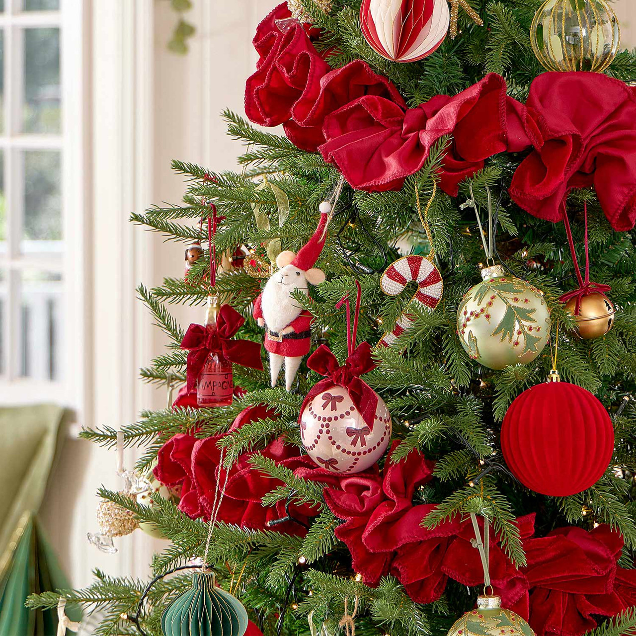 Grande Velvet Christmas Garland