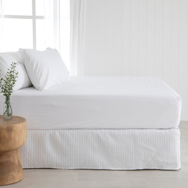 Fitted Sheets - Pillow Talk