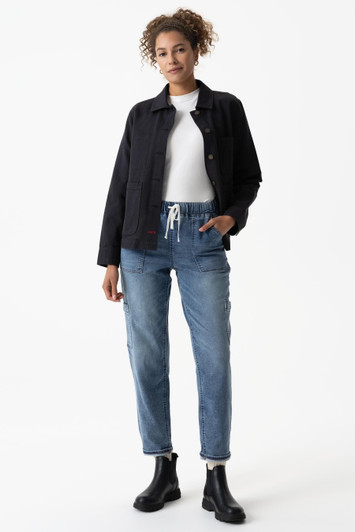 25/7 Women's Utility Chore Coat in Black with metal buttons and functional workwear pockets