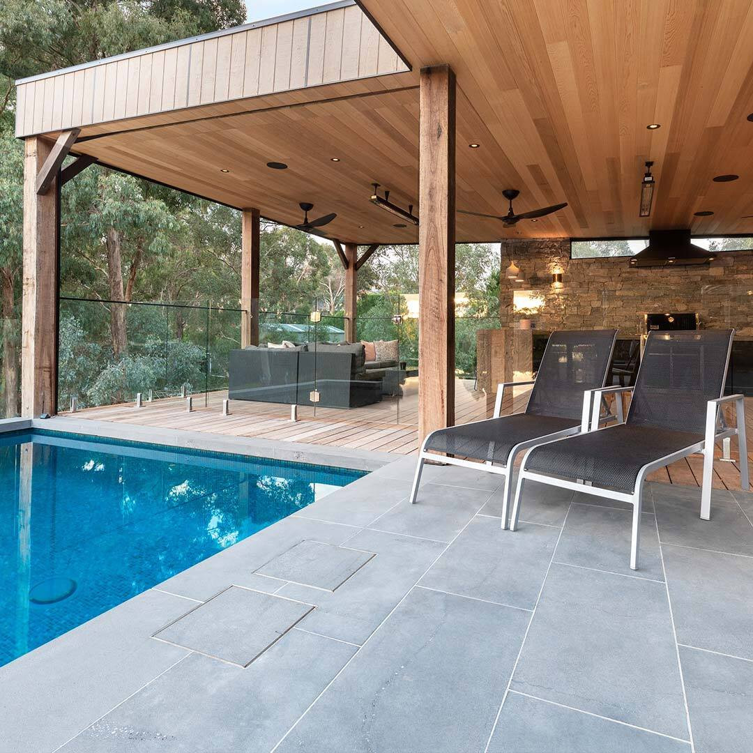 HIDE skimmer lid installed flush with stone patio