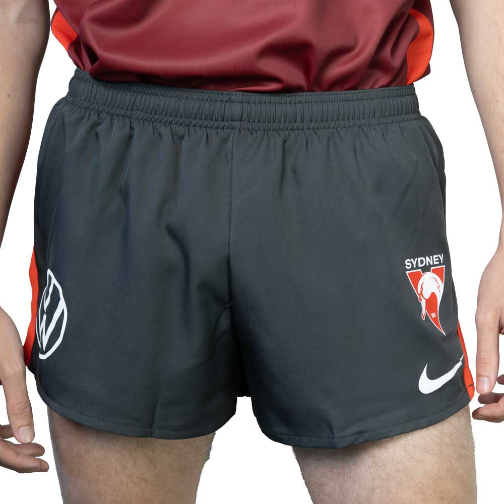 do nike shorts run big or small