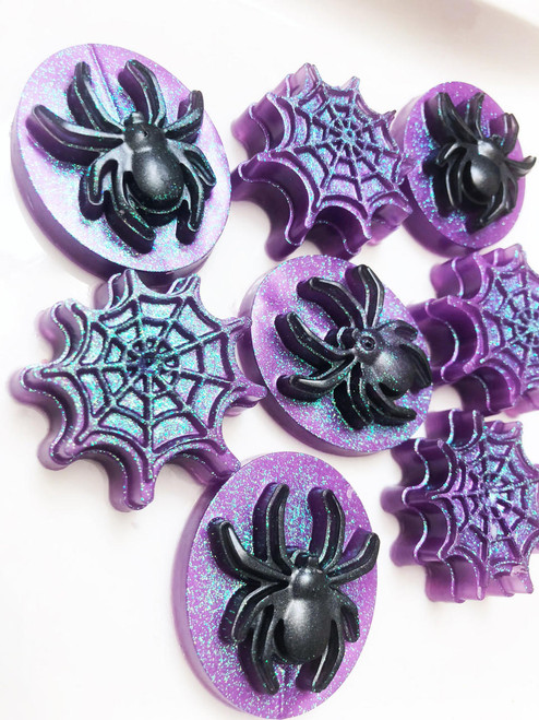 Beach City Boutique Spider Halloween Soaps - Set of 8 Mixed Creepy-Crawly Party Favors 