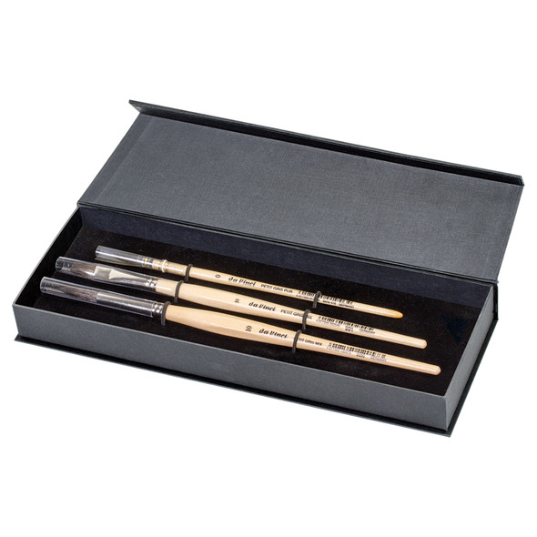 PETIT GRIS PUR & MIX Wash Brushes, Natural Blue Squirrel, Watercolor, Assorted, 3 Brush Set in Gift Box with Magnetic Close