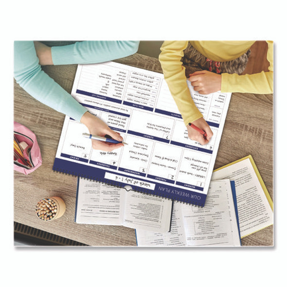 Weekly Family Planner, 17 x 13, White/Blue Sheets, 52 Weeks: Undated