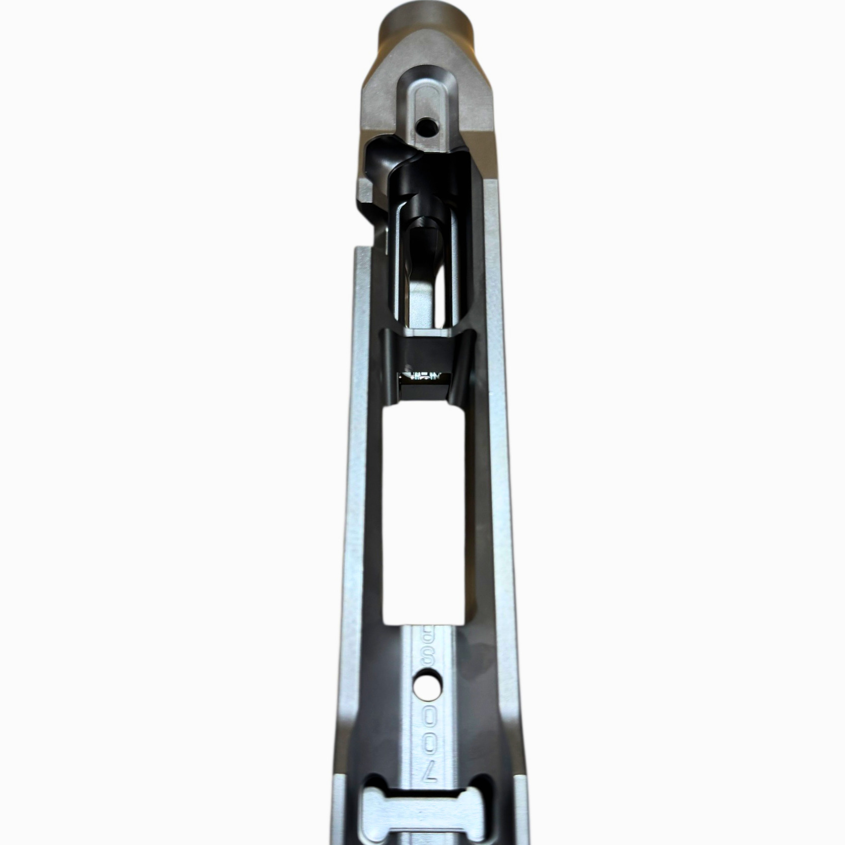 <p>Aluminum V-Block Bedding</p>