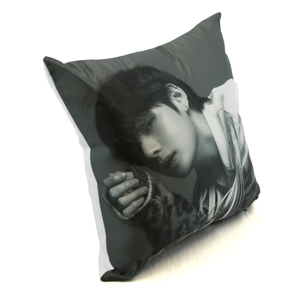 V - Tear: Concept O - BTS 15" Pillow
