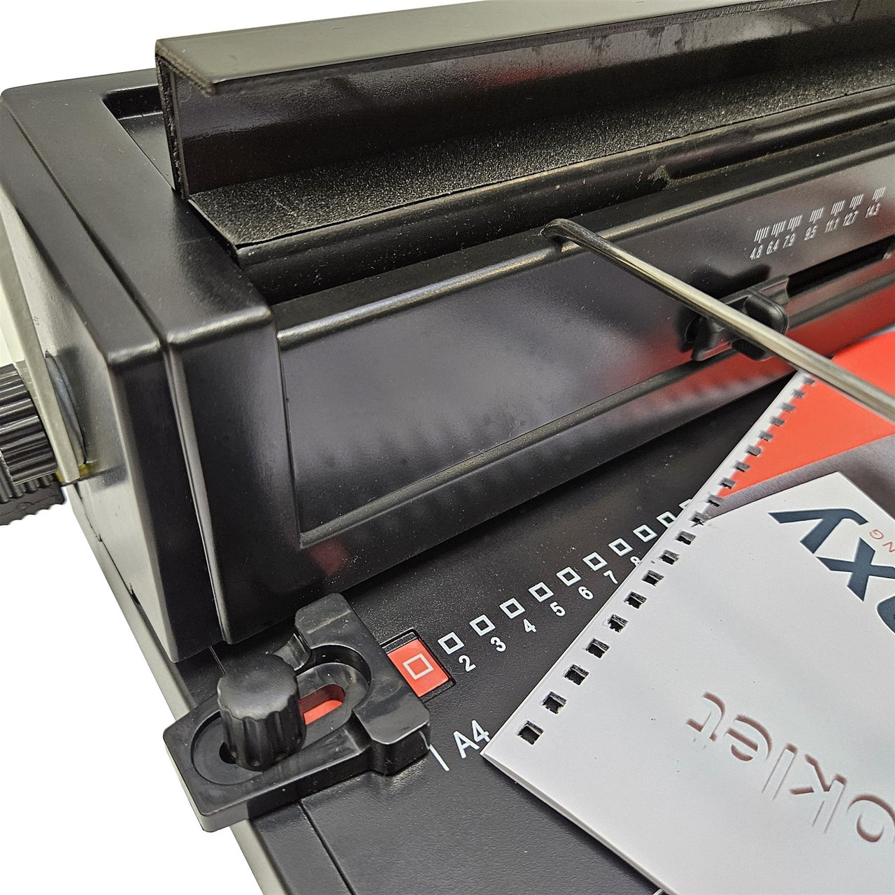 Galaxy - G12M Wire Binder - 12 Sheet Punch - 120 Sheet Binder Galaxy - G12M Wire Binder - 12 Sheet Punch - 120 Sheet Binder