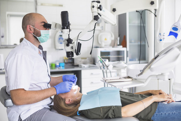 Root Canals Treatment in Downriver, West Bloomfield, Ann Arbor & Waterford, MI - Dental House Dentist Office