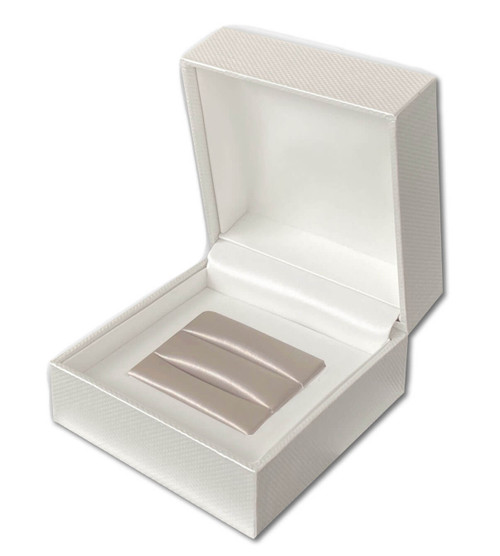 Pearl off-white textured medium double ring box with champagne interior