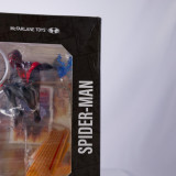 McFarlane Toys McFarlane Marvel Comics Miles Morales: Spider-Man #1 Posed 1:10 Statue w/ Scene 
