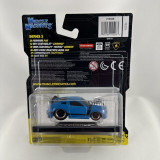 Maisto Muscle Machines by Maisto 2013 Ford Mustang Boss 302 Model #16 1:64 Diecast 